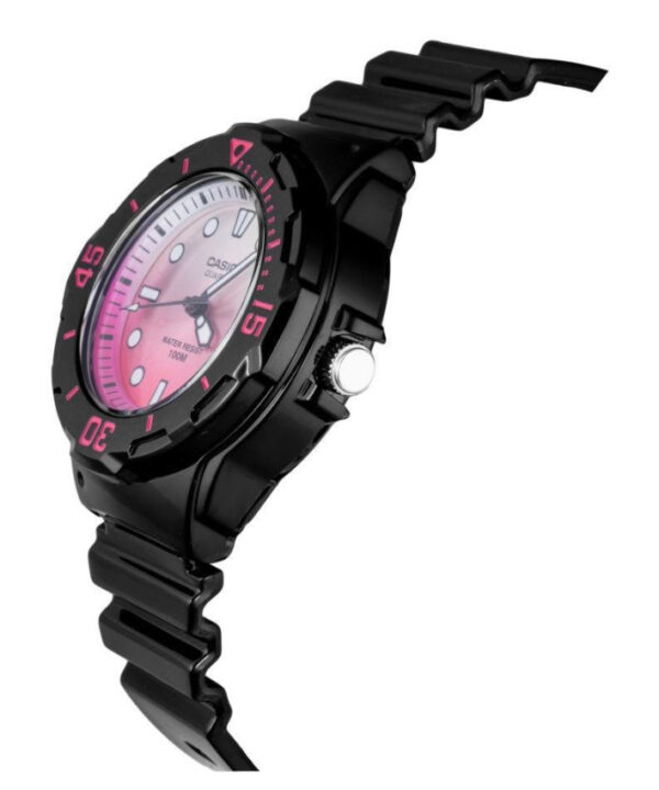 ساعة كاسيو نسائية