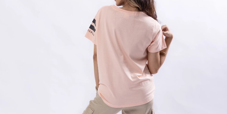 تي شيرت إد شيران للسيدات