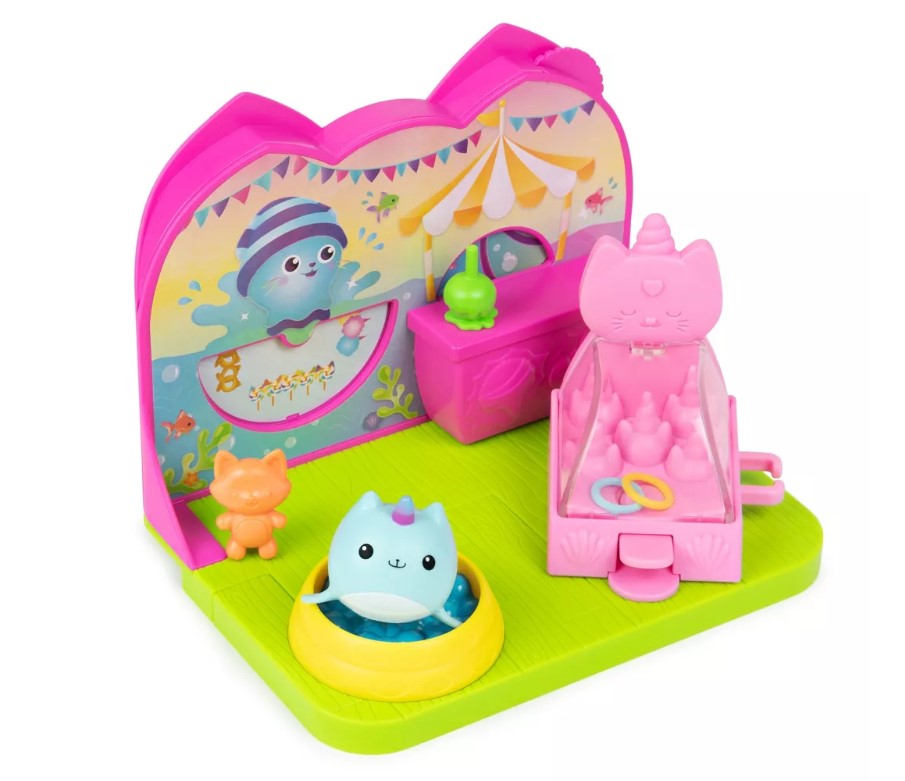 مجموعة لعب غرفة الكرنفال من غابي بيت  كيتي ناروال