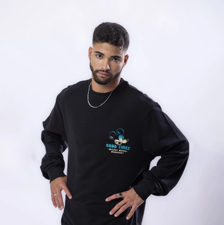 سويت تي شيرت رجالي ميكي ماوس من ديزني